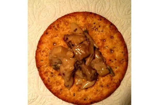 Bruschetta cremosa de champiñones