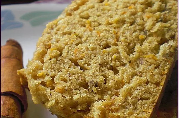 Pan de plátano y zanahoria sin huevo en olla a presión