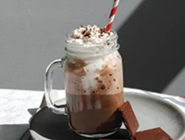S'mores de latte de vainilla a la lumbre