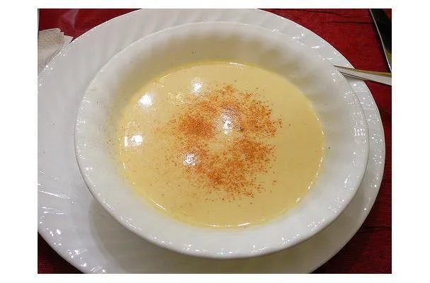 Ajo machacado y hervido en leche