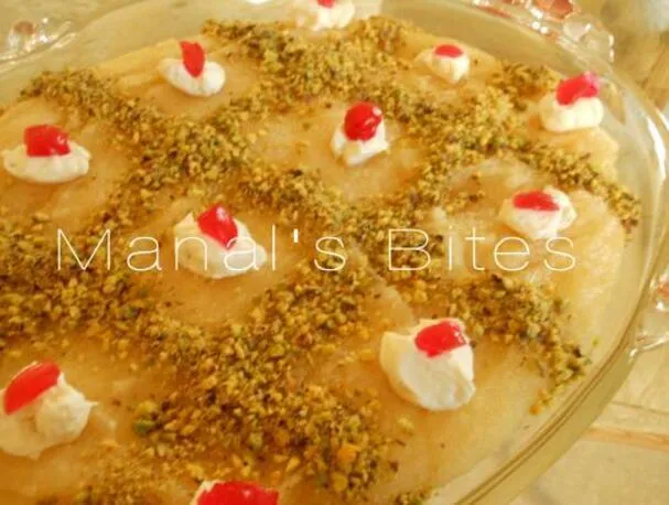 Halawet Al Smeed (Postre de queso y sémola)