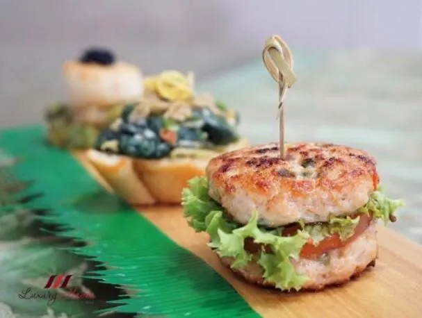 Mini Hamburguesas Saludables de Pollo