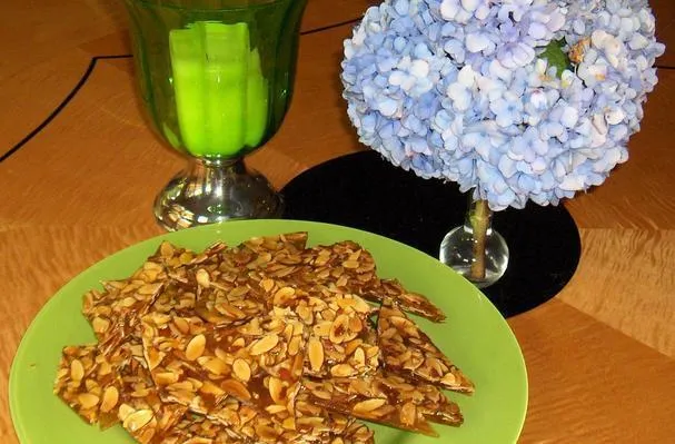 Brocante con Mandorle