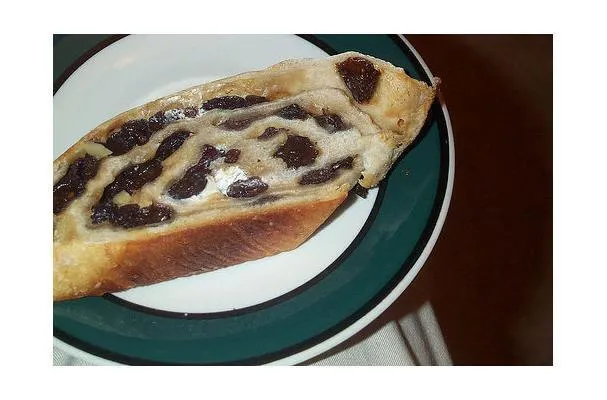 Pan de pasas italiano