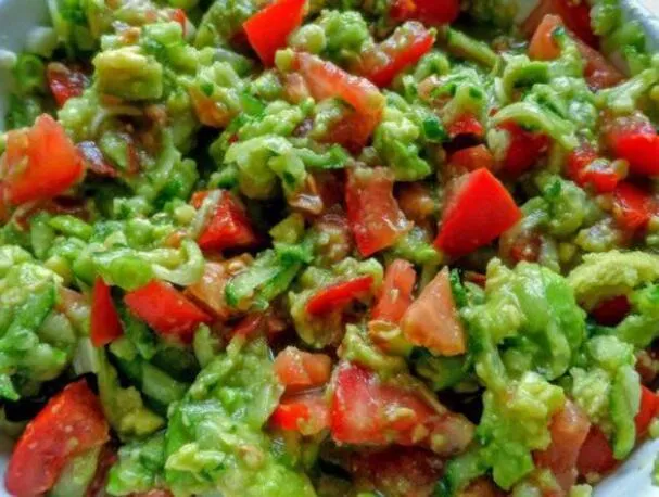 Salsa de aguacate y pepino