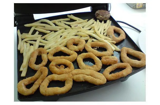 Ensalada de sobras de patatas fritas