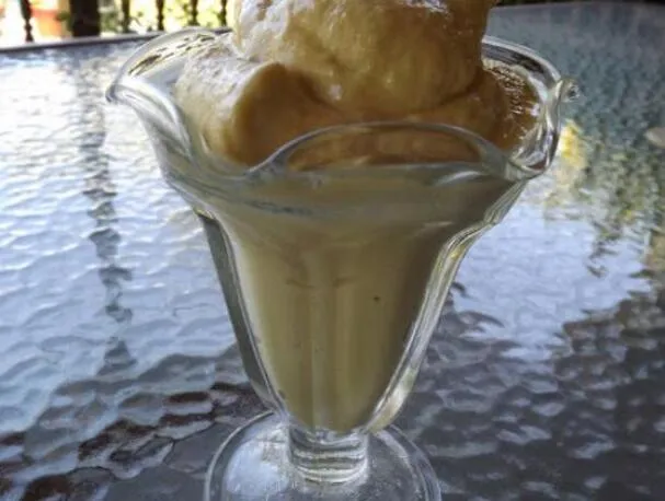 Helado de Mango y Queso Feta