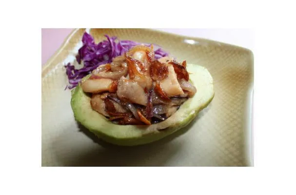 Pollo al horno en bote de aguacate - Destacado en recetas grupales