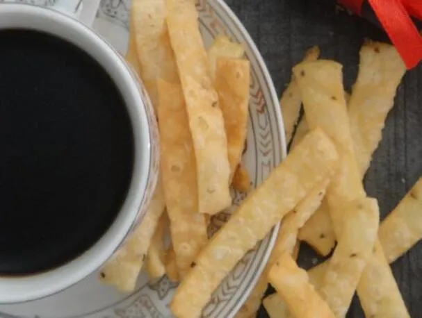 Nimki/ Namak Paare/ Mathri (Crujientes palitos salados de la India)
