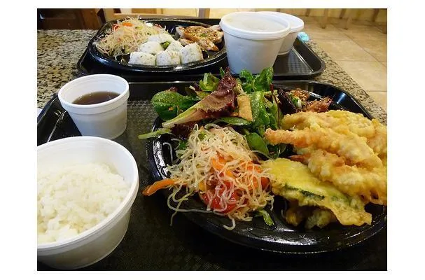 Ensalada de fideos oriental