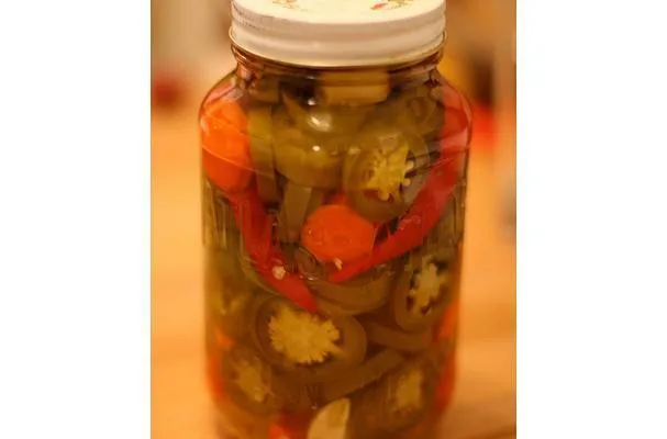 Jalapeños en escabeche