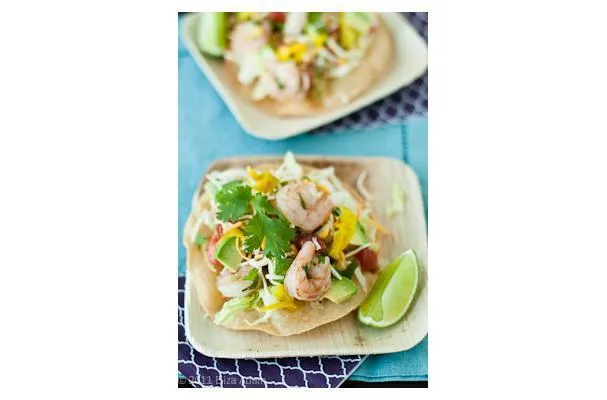 Tostadas de Camarón, Maíz y Aguacate