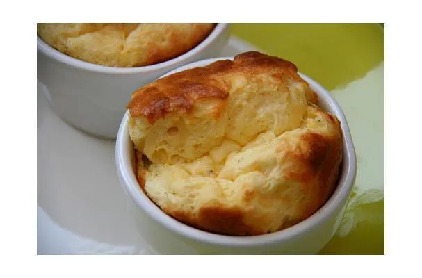 Soufflé básico de queso