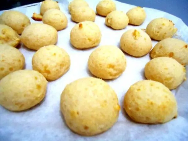 Pan de queso brasileño pegajoso
