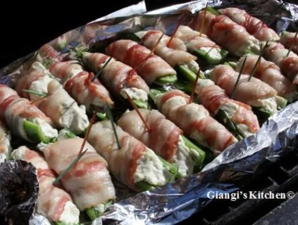 Jalapeños Rellenos
