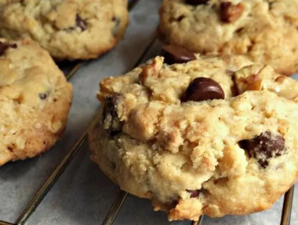 La galleta con chispas de chocolate