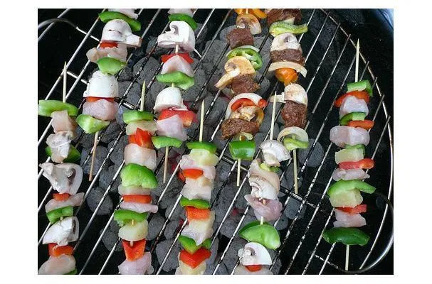 Brochetas de carne de res