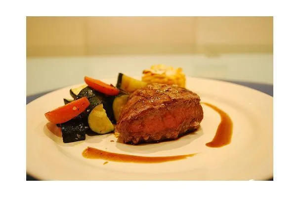 Salteado de calabacín y ternera